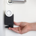 NP: Nuki anuncia la disponibilidad de la batería recargable Nuki Power Pack y dice adiós a las pilas en su Smart Lock